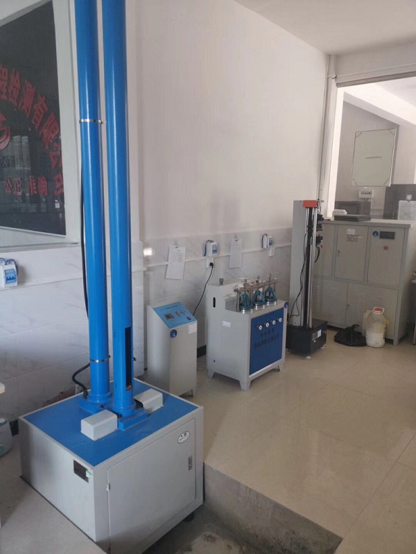 工程檢測中心管材落錘沖擊試驗機(jī)
